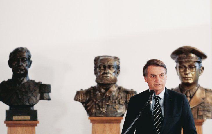 Jair Bolsonaro ha miitarizado la administración pública en Brasil.