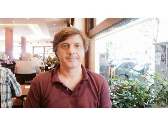 Barba. “´El principito´, ese niño sin su lugar, no es detestable por cursi sino por maligno y perverso, sostiene que la dignidad de las personas proviene del amor de un tercero”.