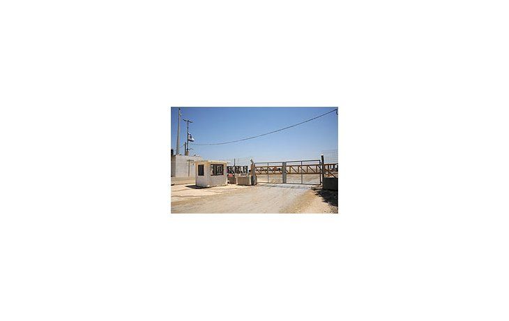 Puertas cerradas del paso Sufa en la franja de Gaza, frontera entre Palestina e Israel