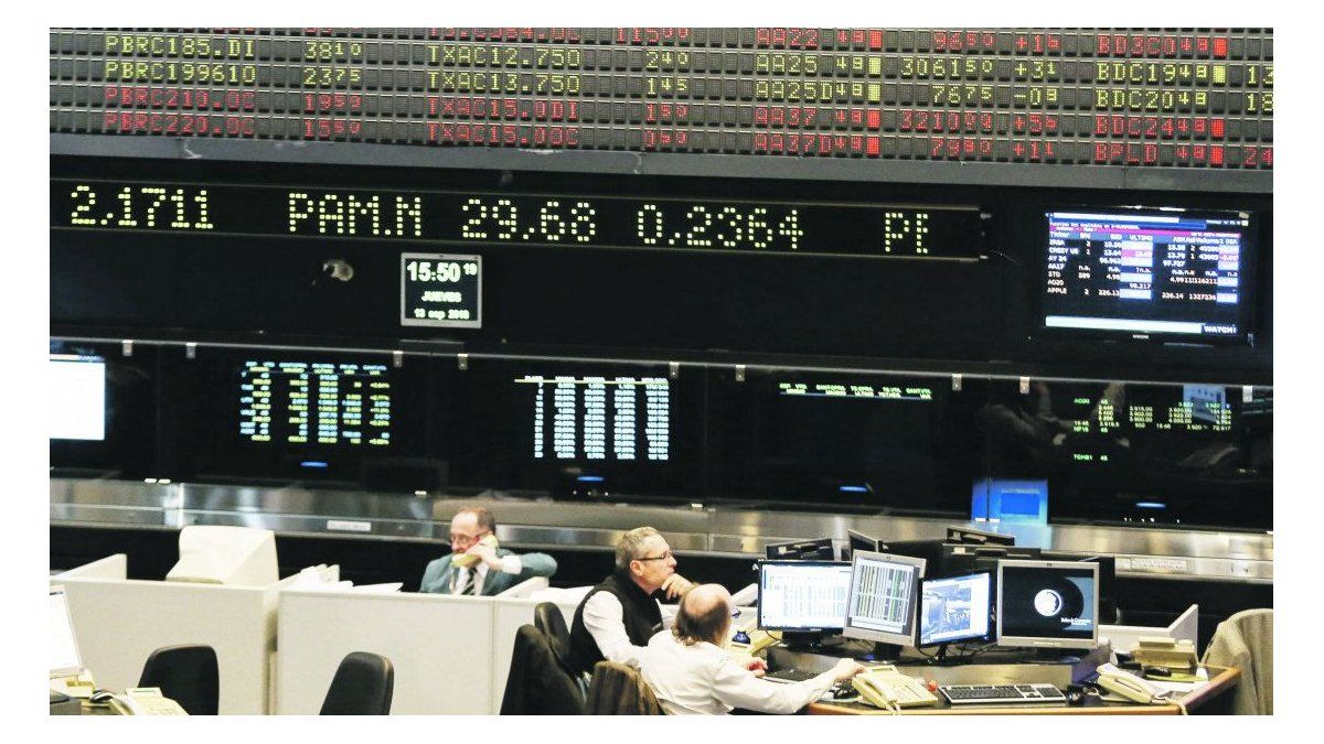European stock markets fell 5.1% in August affected by inflation and energy crisis