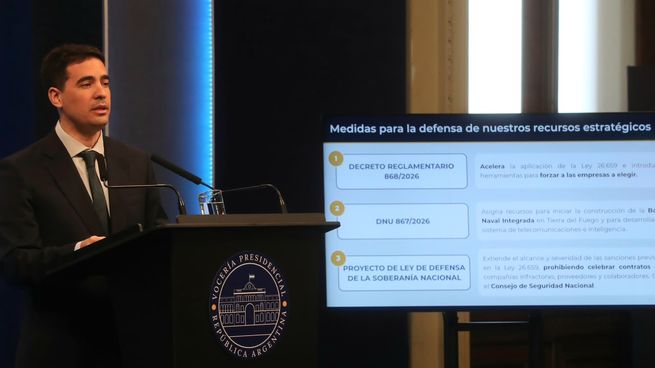 Ravier ratificó la posición del Gobierno argentino con respecto al proyecto de la base naval integrada de Ushuaia.