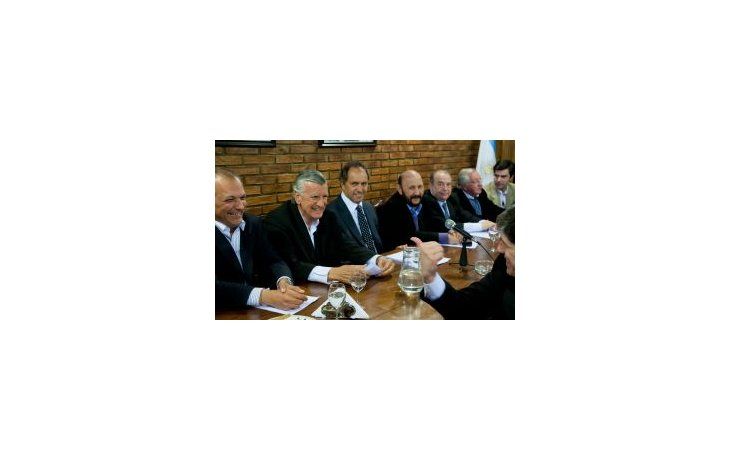 Consejo del PJ firmó documento de respaldo a sus candidatos