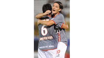 Estudiantes dio vuelta el partido y se acomoda en el grupo 7.