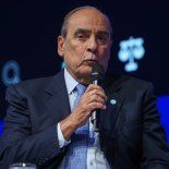 Francos sostuvo que no vio firmas sino solo comentarios preliminares. Francos sostuvo que no vio firmas sino solo comentarios preliminares.