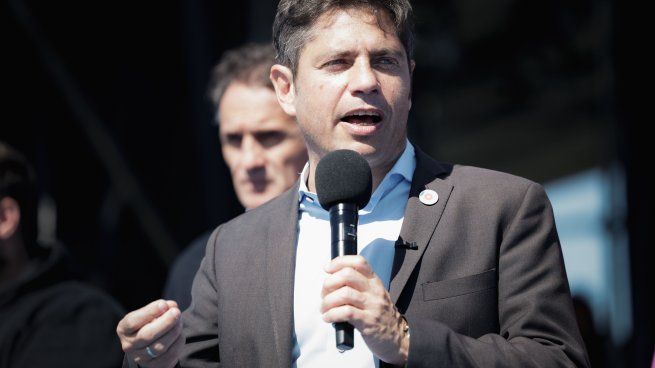 El gobernador Axel Kicillof recorrió la Universidad Nacional Guillermo Brown y las obras en la Ruta 4, donde volvió a cuestionar las políticas de Javier Milei.