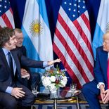 El gobierno observa el acercamiento entre Javier Milei y Donald Trump por sus posibles efectos negativos en Uruguay. El gobierno observa el acercamiento entre Javier Milei y Donald Trump por sus posibles efectos negativos en Uruguay.