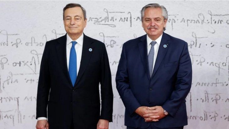 Alberto Fernandez Mario Draghi.jpg