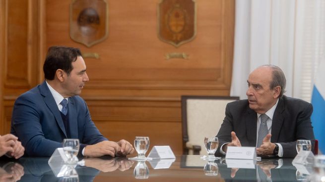 Gustavo Valdés fue recibido por Guillermo Francos.