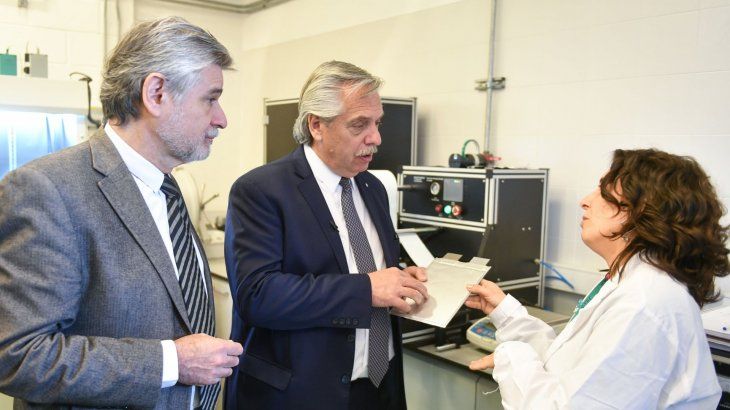Alberto Fernández, presidente, y Daniel Filmus, ministro de Ciencia, Tecnología e Innovación&nbsp;