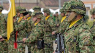 renuncia masiva en el ejercito de colombia: mas de 100 oficiales dimitieron en 2023