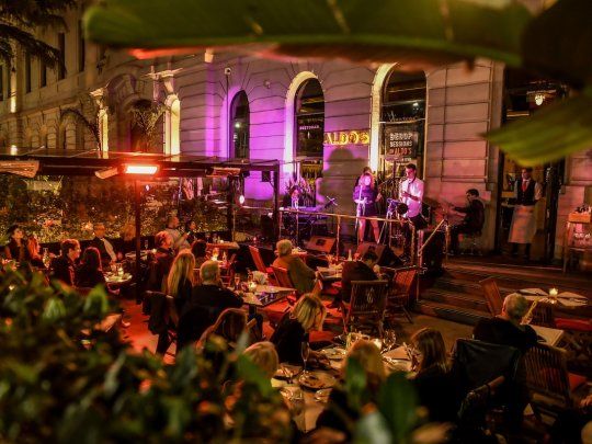 Aldo´s Restorán - Fin de Año (terraza).jpg