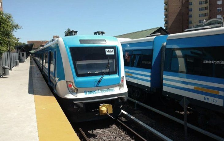 El tren Sarmiento desde el lunes funcionó con horario limitado por la gran cantidad de contagios por&nbsp;coronavirus
