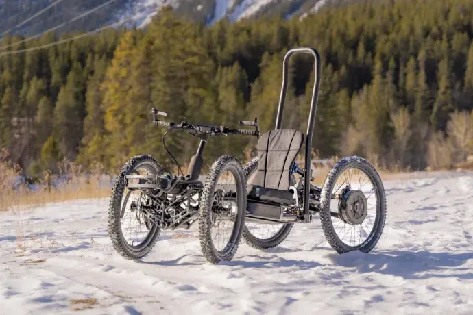 Está pensado para disfrutar todo tipo de terrenos y se adapta a personas con movilidad reducida. Está pensado para disfrutar todo tipo de terrenos y se adapta a personas con movilidad reducida.