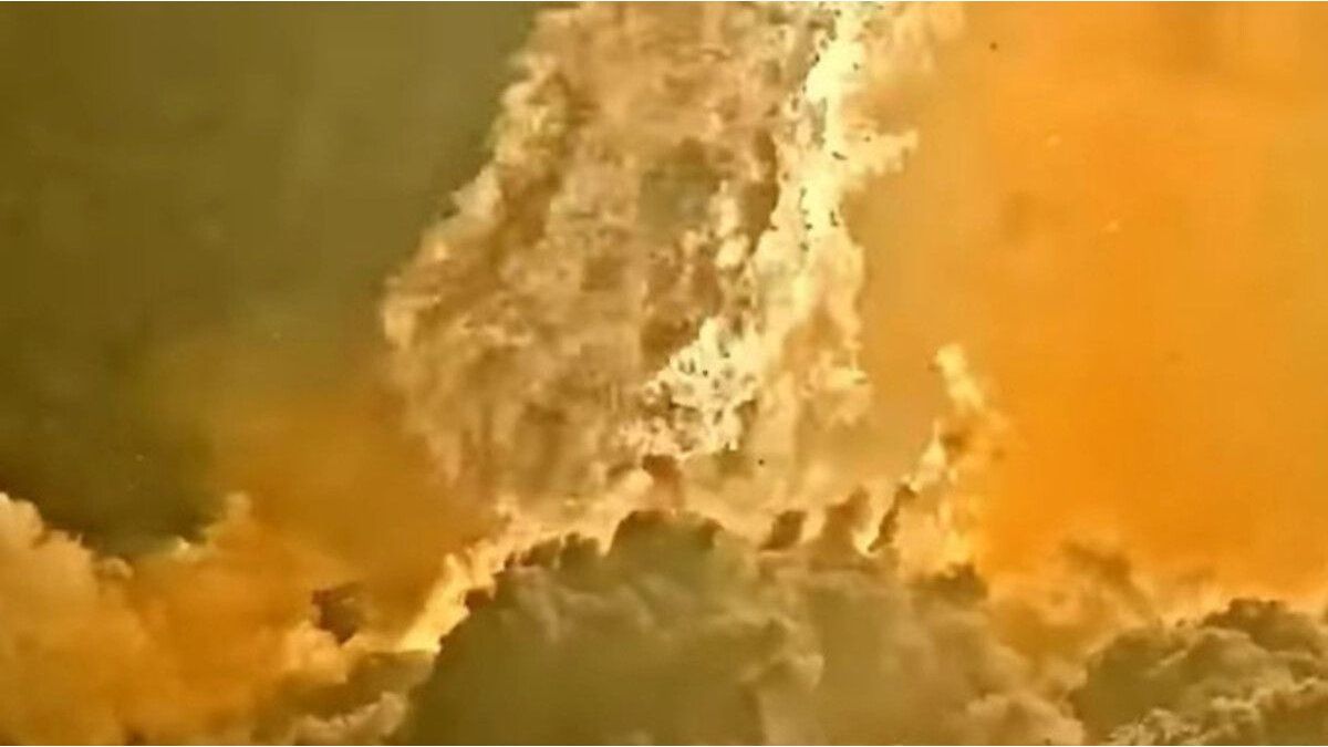 Spacex rocket exploded in Texas during a launch test and generated a large fire ball