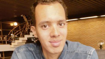 Deseo. Si hubiera sido más corajudo me hubiera anotado en Literatura.&nbsp; Pero mi familia siempre creyó que un trabajo artístico no es un trabajo.