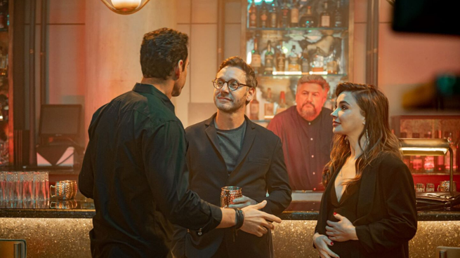 Papá x dos, una comedia romántica nacional con Benjamín Vicuña, Celeste Cid y Lucas Akoskin.
