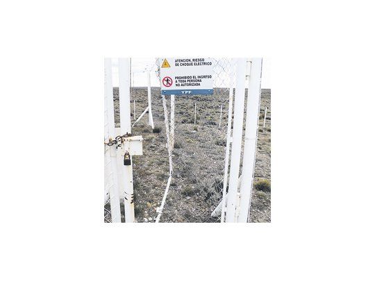 Los gremialistas destrozaron las instalaciones de YPF en la provincia de Chubut. Por la violencia, la empresa paralizó su actividad en Santa Cruz.