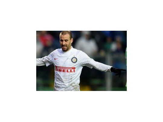 Palacio aprovechó un rebote para poner cifras definitivas en el marcador. (Foto sitio oficial Inter).