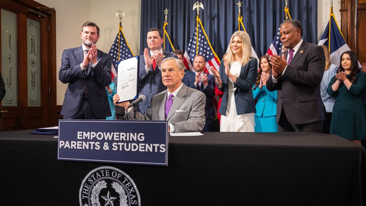 The White House sued the governor of Texas for failing to comply with an immigration rule