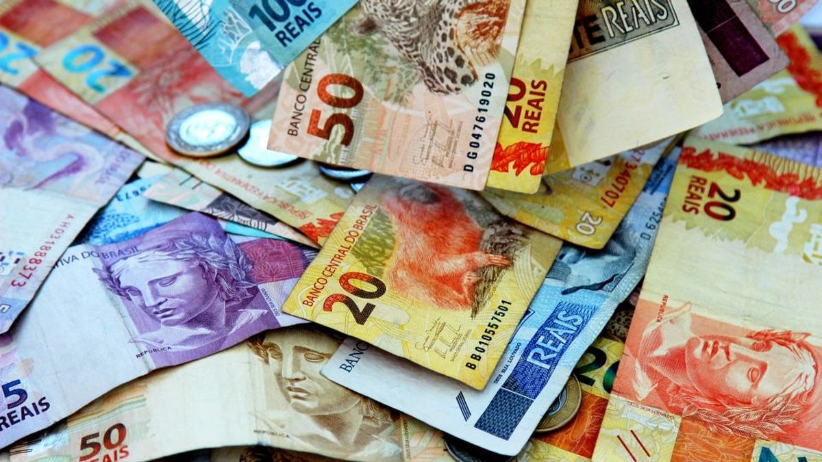 The strength of the dollar in the world hits the region and in particular the Brazilian real The strength of the dollar in the world hits the region and in particular the Brazilian real