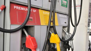 Los combustibles se ajustarán la próxima semana, pero el gobierno descarta subas fuertes. Los combustibles se ajustarán la próxima semana, pero el gobierno descarta subas fuertes.