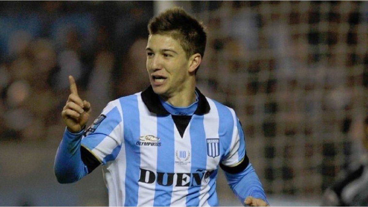 Luciano Vietto undergoes medical examination to sign contract with Racing Luciano Vietto undergoes medical examination to sign contract with Racing
