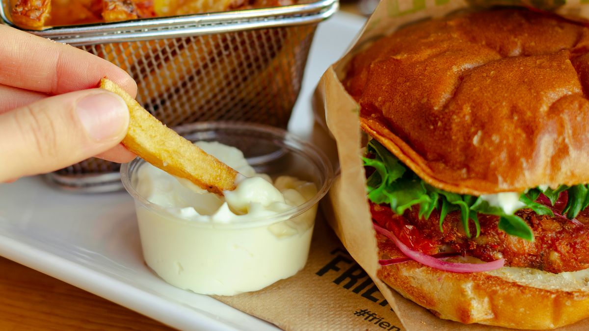 For investors: how much do you have to spend to set up a fast food franchise?