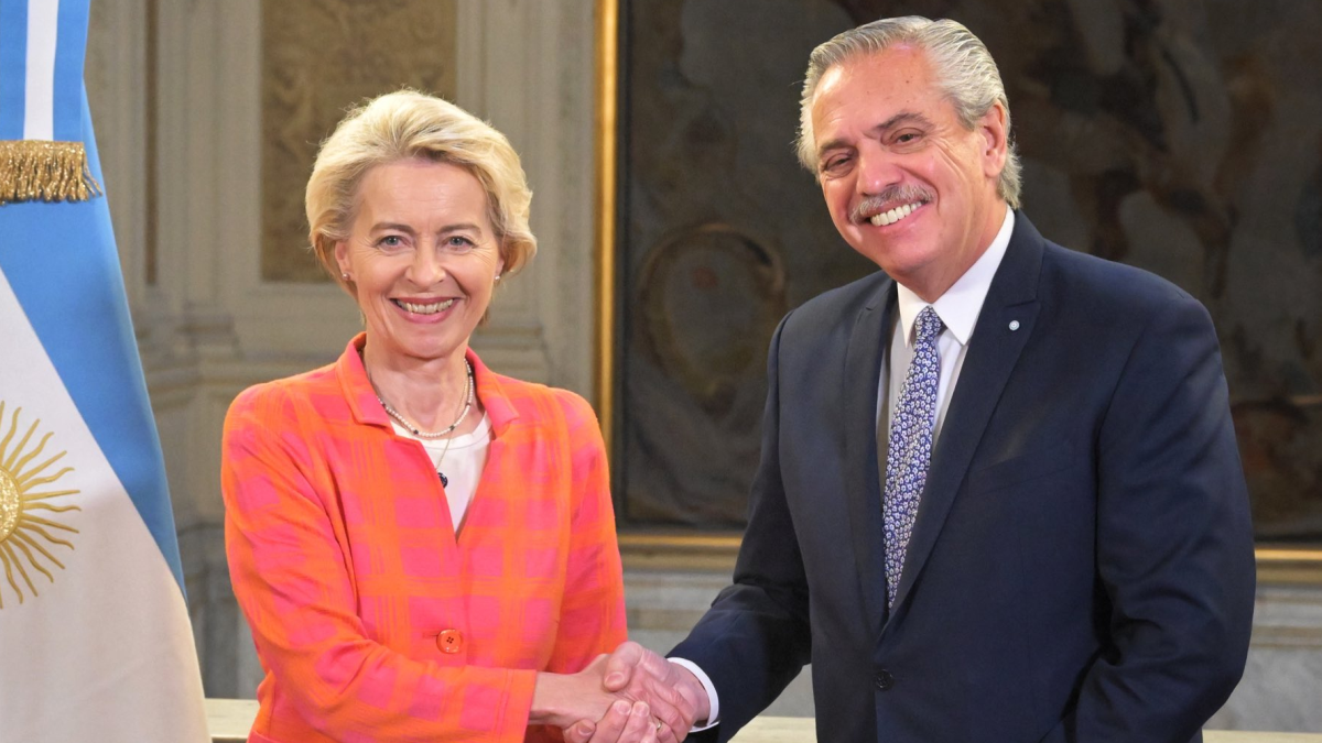 Ursula Von der Leyen urged Alberto Fernández and Lula to work to reach a compromise