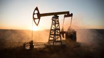 El petróleo: un mes bajo presión.