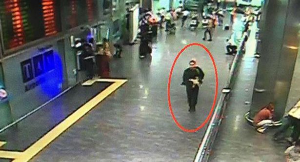 Identificaron a los presuntos autores del atentado de Estambul (foto 1)