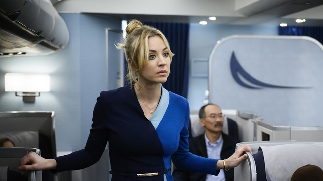 De qué se trata The Flight Attendant, la serie protagonizada por la actriz de The Big Bang Theory.