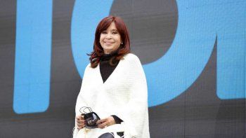 Nueva carta de Cristina Kirchner: FMI, PBI, Macri y Pandemia