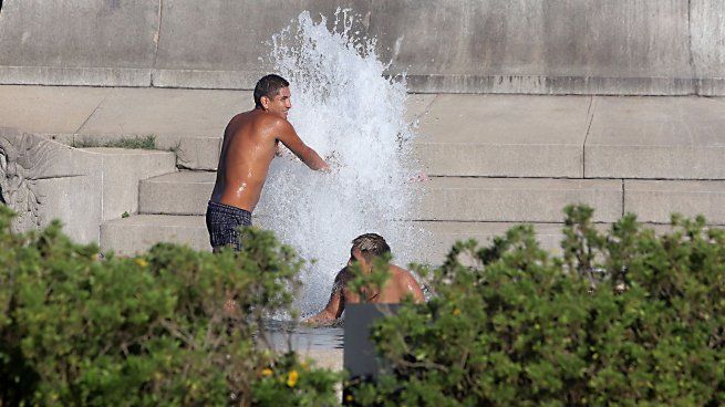 El SMN emitió alerta amarilla por temperaturas extremas y vientos fuertes para 11 provincias.