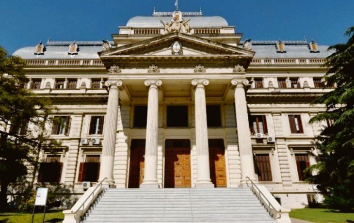 Definición. La renovación de la Legislatura bonaerense será clave para la gobernabilidad del último tramo de la gestión del gobernador Axel Kicillof.