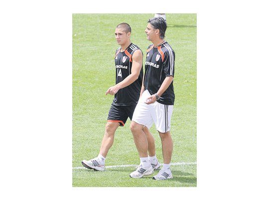 Cirigliano entrenó a la par de sus compañeros y sería de la partida el sábado ante Guillermo Brown.