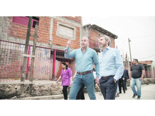 Quilmes. Mañana empieza la veda de publicidad de actos de gobierno en la campaña electoral. Rogelio Frigerio y Martiniano Molina exprimieron ayer la gestión de cara a las legislativas del 22 de octubre.