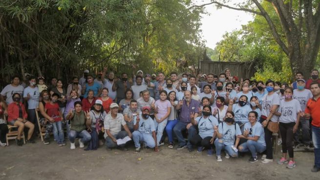 La candidata Leila Chaher se reunió con jóvenes de la provincia con el fin de conocer sus inquietudes.