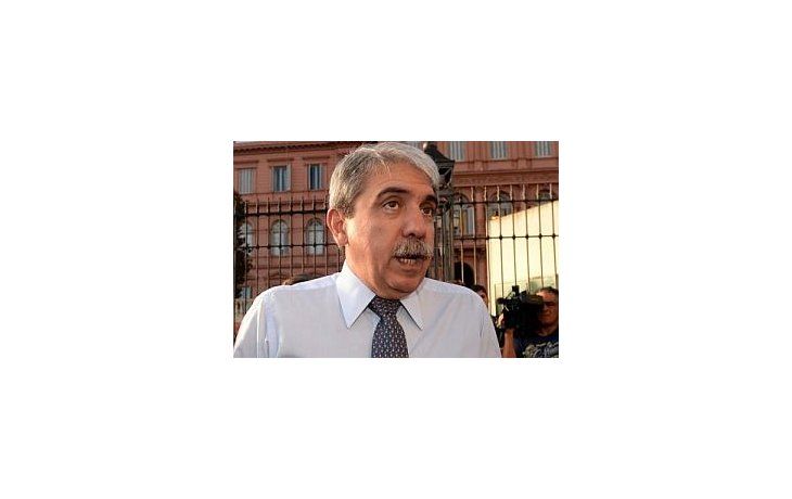 Pretenden cambiar en segundos, en horas, la forma de entrega del mando, afirmó.