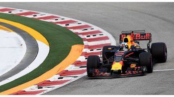 Red Bull se adelantó a todos en los libres del GP de Singapur