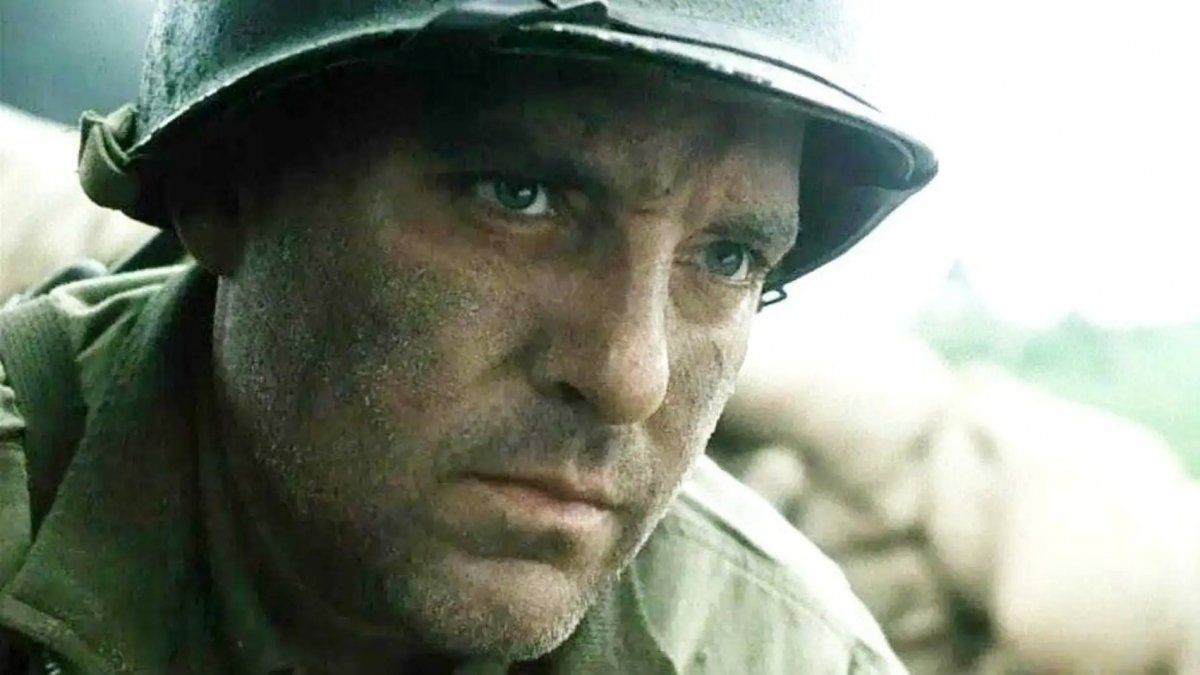Actor Tom Sizemore had an aneurysm and according to doctors “There is no more hope”