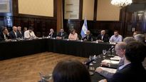 Reunión de los 24 ministros de salud en medio de la epidemia de dengue.