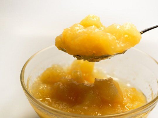 Quienes practican el veganismo, suelen reemplazar en pastelería la manteca y los huevos por puré de manzana.&nbsp;