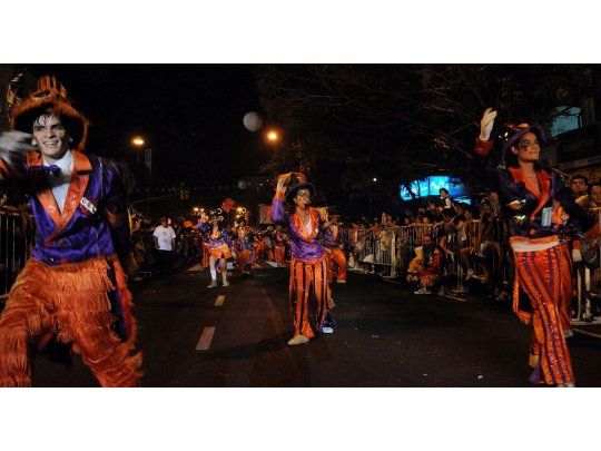 Con 30 corsos barriales, comienzan los festejos del carnaval porteño