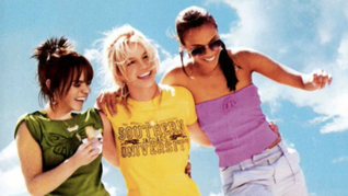 Britney Spears, al centro del grupo.