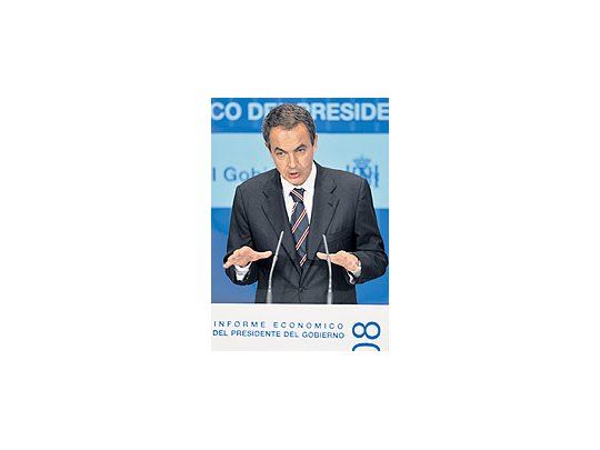 José Luis Rodríguez Zapatero logró su reelección en laselecciones de marzo, cuando los españoles no sentían aúnde lleno el freno de la economía. Reinstalado en el poder,ve obligado a tomar impopulares medidas de ajuste.