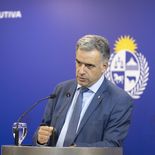 La medición reflejó un corrimiento desde la neutralidad hacia la desaprobación del gobierno de Orsi en varios segmentos del electorado. La medición reflejó un corrimiento desde la neutralidad hacia la desaprobación del gobierno de Orsi en varios segmentos del electorado.