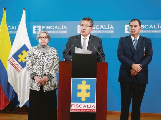 portazo. Néstor Humberto Martínez presentó su renuncia irrevocable, como fiscal general al no aceptar la decisión de la JEP.