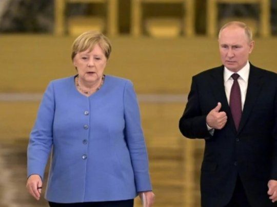 Angela Merkel y Vladimir Putin.