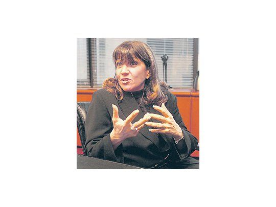 Remedi dice que en la compañía que dirige 50% del directorioson mujeres, algo que -asegura- se da naturalmente,no por imposición de cupos.