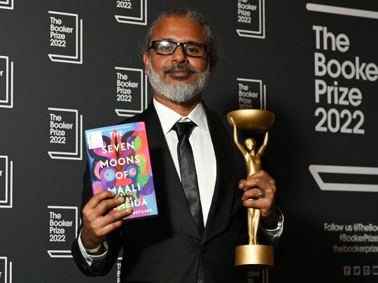shehan-karunatilaka-booker-prize.jpg